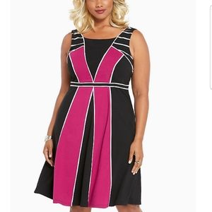 Torrid Sz 4 Fox Empire Collection Colorblock Swing